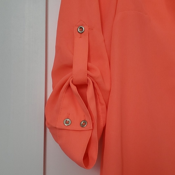Dynamite neon coral blouse - Picture 4 of 7